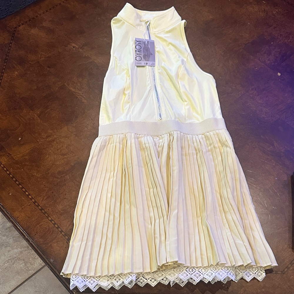 NWT Oyrosy tennis dress Ivory
